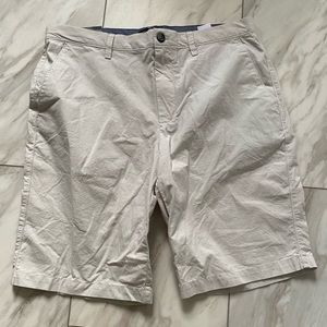 NWT men’s banana republic shorts size 34